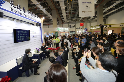 分享CIK細胞治療首例經驗，讓更多民眾了解細胞治療的方式與優勢。