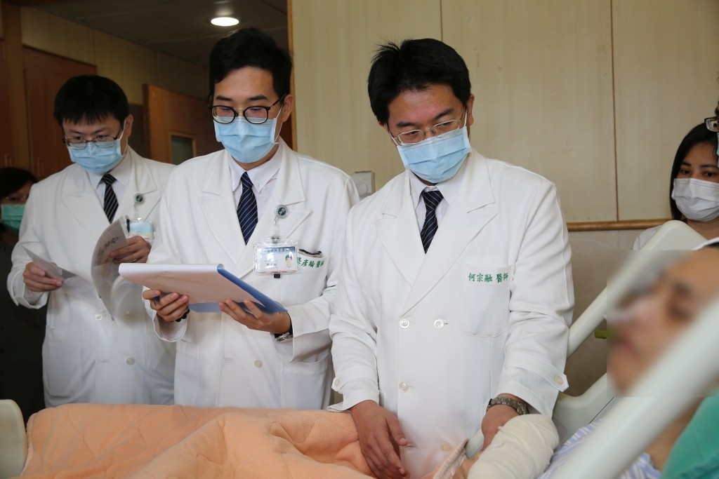 中西醫合療病房揭牌