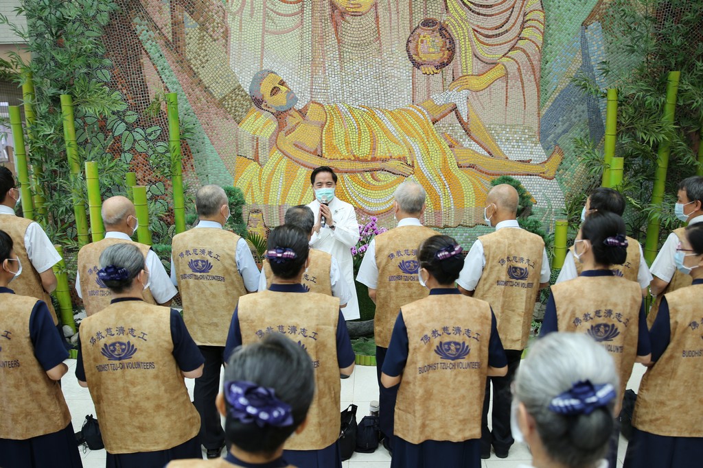 林欣榮院長表示，很高興也很感恩，因為醫療志工「回家」了！