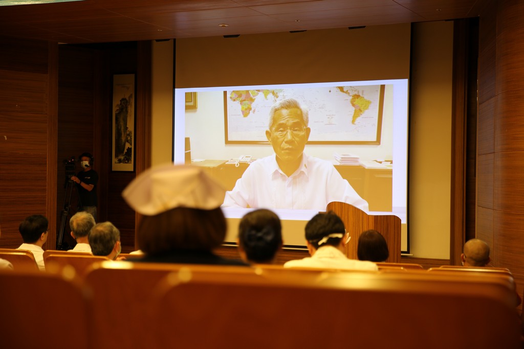 台灣駐菲代表徐佩勇，透過視訊影片送上祝福。