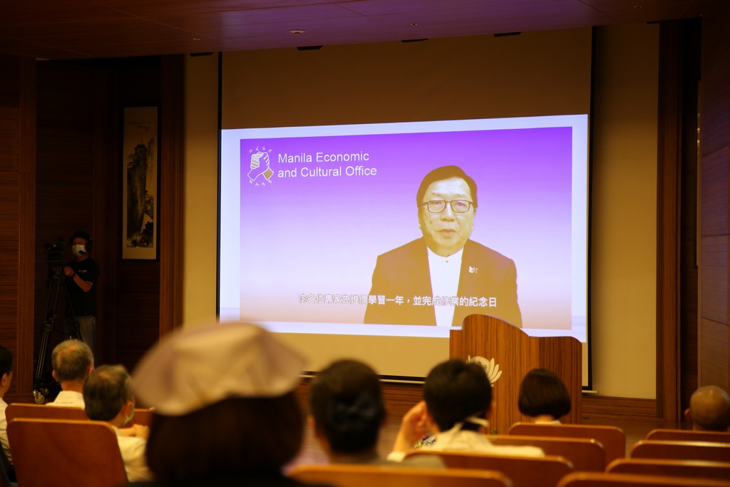 馬尼拉經濟文化辦事處董事主席Angelito.T.Banayo,透過視訊影片送上祝福。 馬尼拉經濟文化辦事處董事主席Angelito.T.Banayo,透過視訊影片送上祝福。