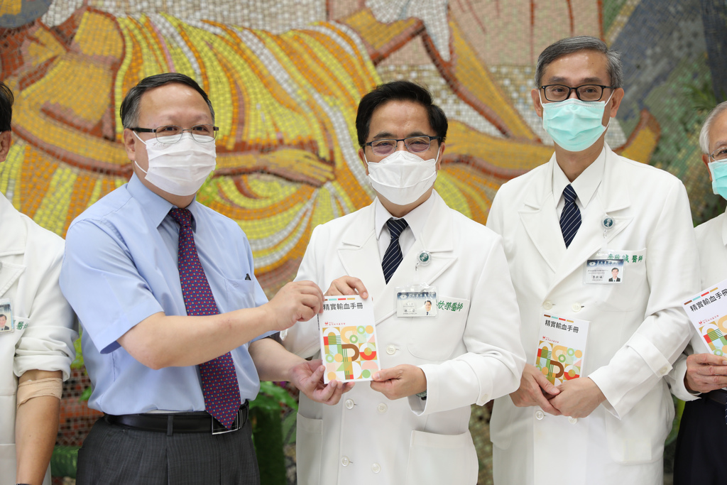 花蓮慈院院長林欣榮特別感謝台北捐血中心長期提供穩定充足的血品造福花東地區