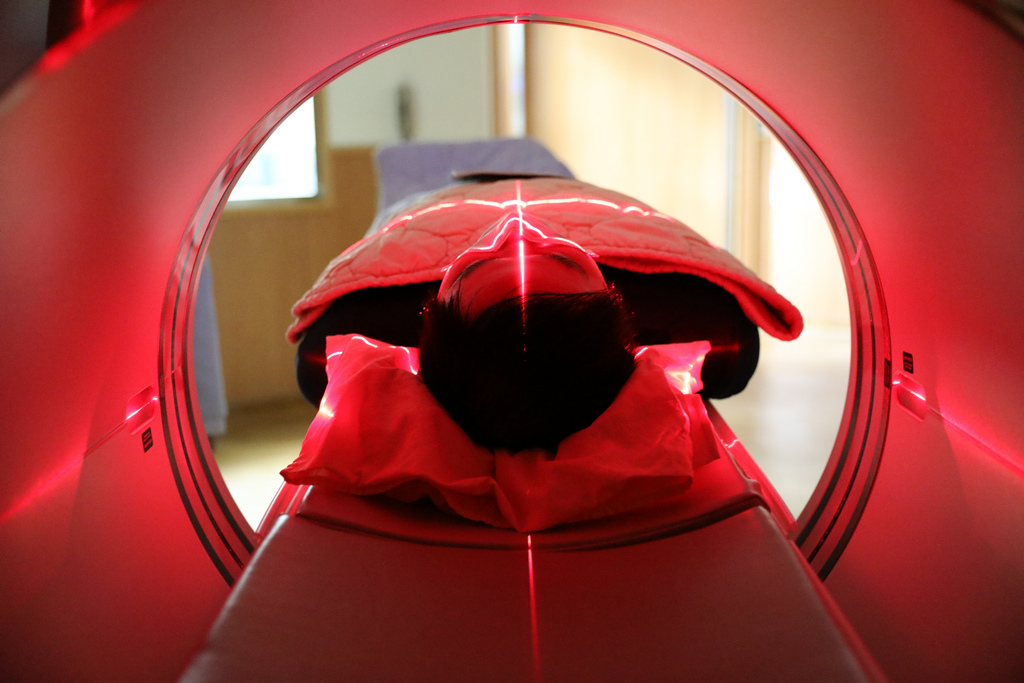 數位正子斷層照影掃描儀