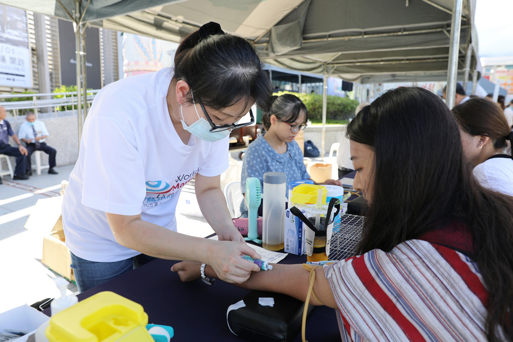 世界骨髓捐贈者日，民眾熱情響應驗血建檔