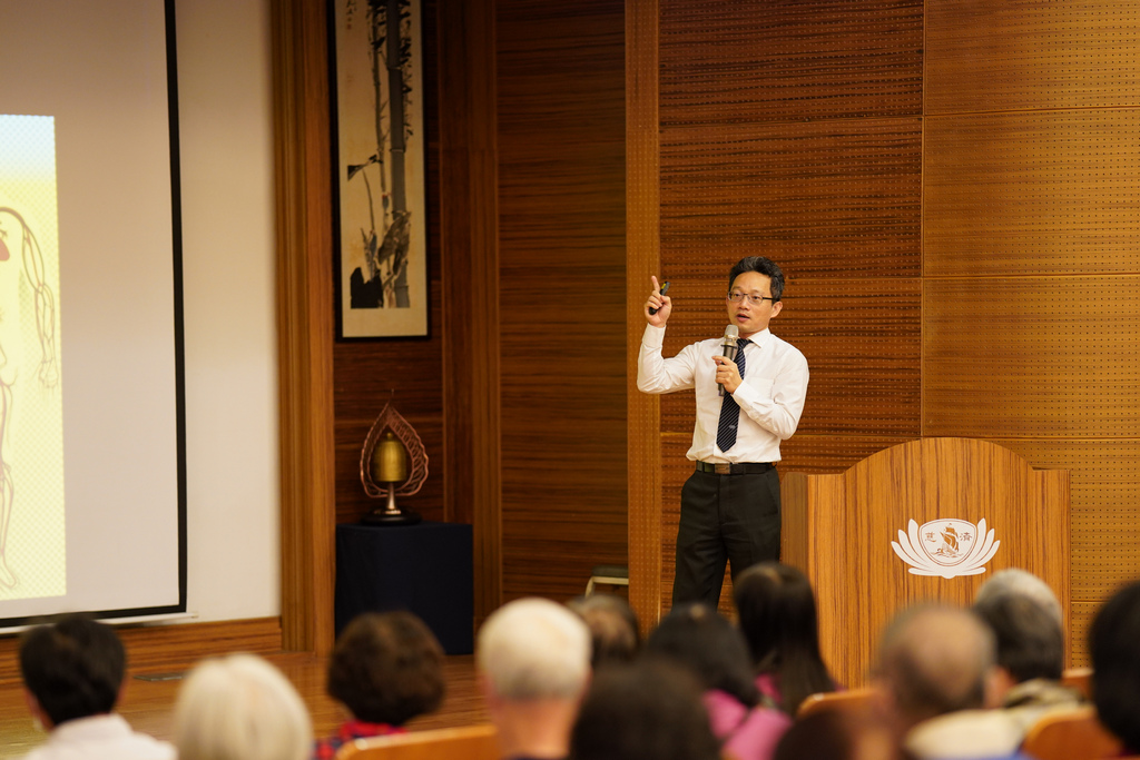 花蓮慈院心臟內科蔡文欽醫師表示，根據統計，心房顫動在臺灣成年人的盛行率約1%，即約有23萬名患者，年齡愈大，風險愈高