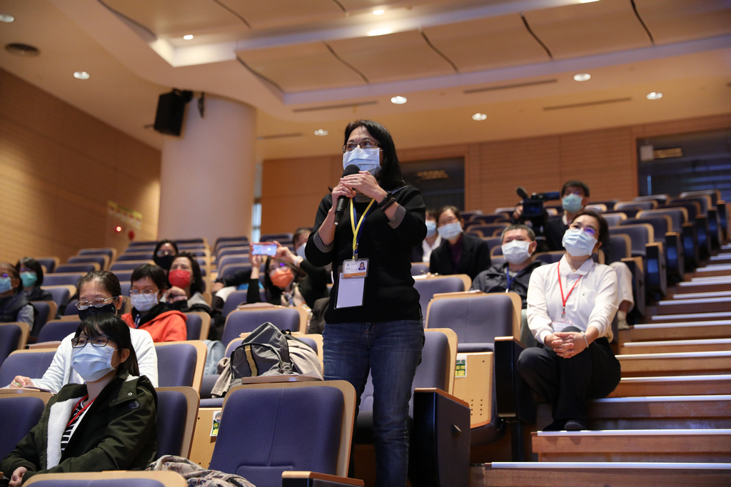 在分享與交流中，與會學員發問踴躍