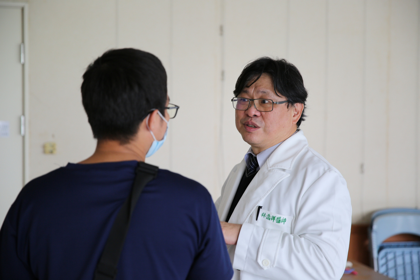 「接受幫助不是脆弱，更不是懦弱。」林喬祥主任表示