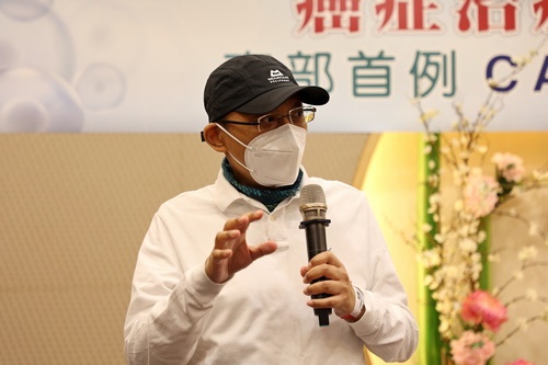 周紹賓醫師說，CAR-T治療是他最後的希望