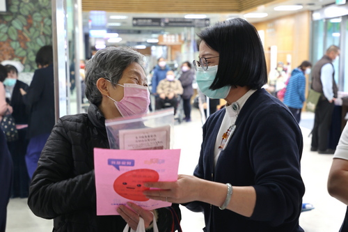 0147A2204 鍾懷諠s