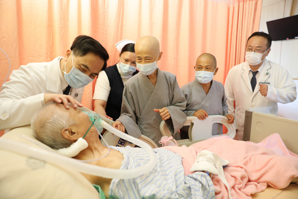 依據佛典，農曆七月不只是吉祥月，更是孝親月