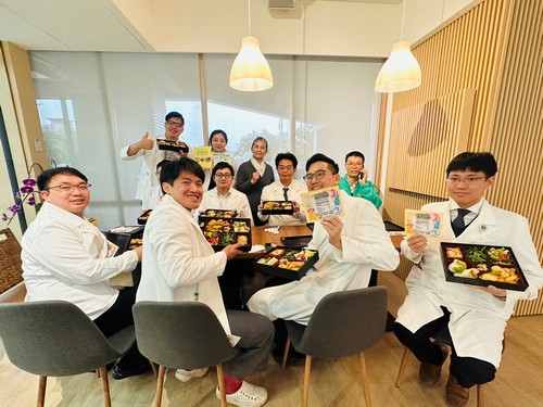 sFE0F1B69 8B06 4BE7 B1E6 19736148E9C2 L0 001