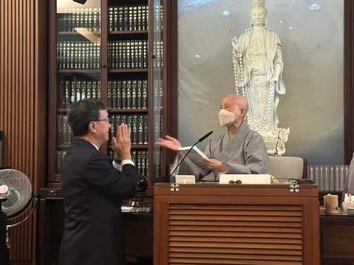 ss559386396 24857521547271868 3816119677282804335 n李毅獻書給上人