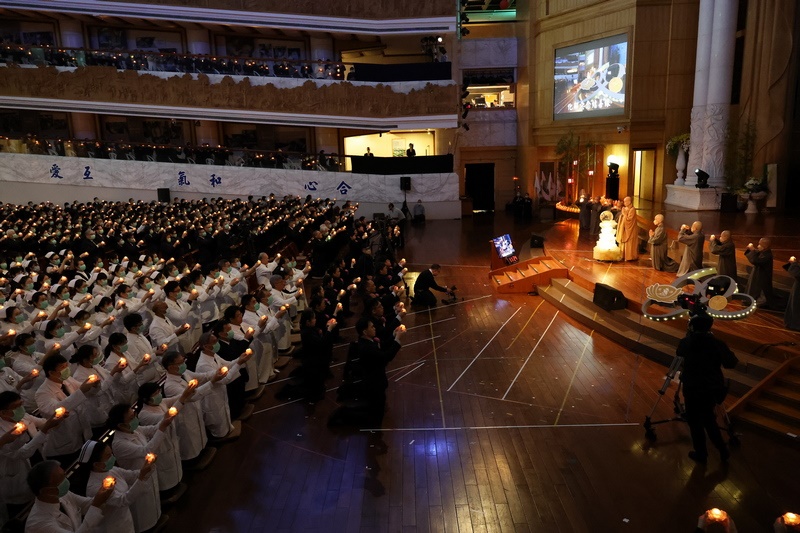 莫忘竹筒歲月初心　歲末祝福齊發願行菩薩道