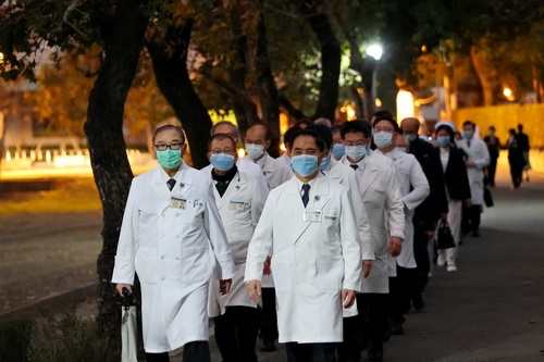 辭歲拜年迎新春　韌性醫療守護花蓮