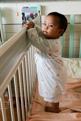 2015/03/19~21花蓮慈濟醫院日誌─ ─珍妮潔妮術後勤復健 家人見證醫療奇蹟