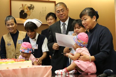 2015/04/02～08花蓮慈濟醫院日誌─ ─迎接獨立人生　菲國連體嬰珍妮潔妮健康返鄉