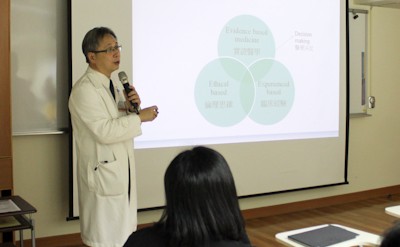 2015/03/21花蓮慈濟醫院日誌─ ─透過批判性反思　增進醫學專業能力