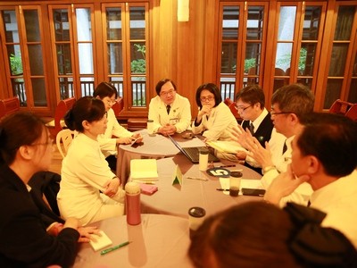 主管合心共識營 醫愛三十追求卓越