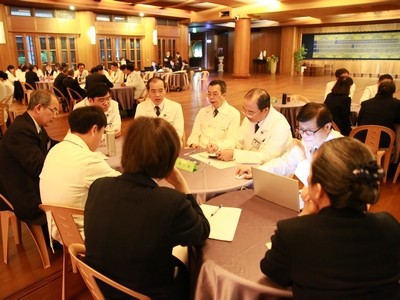 主管合心共識營 醫愛三十追求卓越