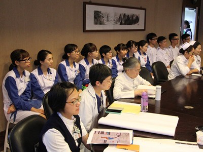 App護理指導人形圖競賽 用心看見病人的需要