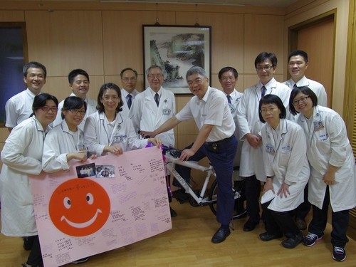 觀察入微守護生命 他們是「醫檢師」!