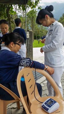 慈濟五十醫療發心立願　繞佛繞法堅定行