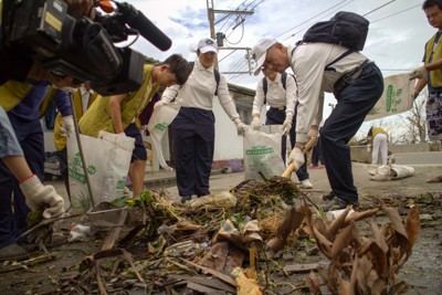 風雨過後不孤單　醫療團隊齊心協力護災民