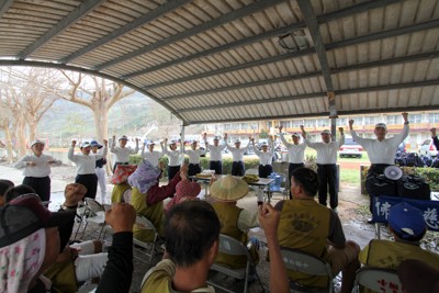 風雨過後不孤單 醫療團隊齊心協力護災民 風雨過後不孤單 醫療團隊齊心協力護災民