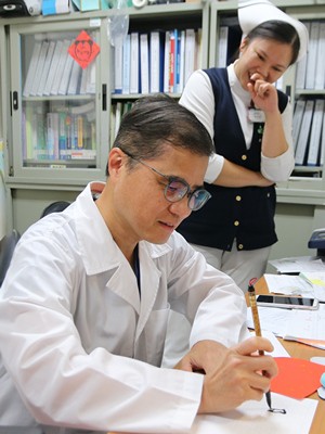 慈院家人的溫暖　築起兩岸愛的橋樑