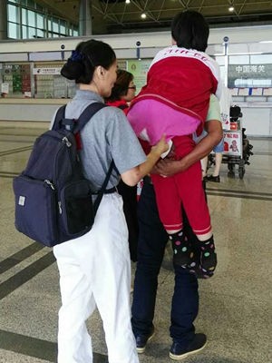 「我想讀書」 江西女孩的跨海求醫之路