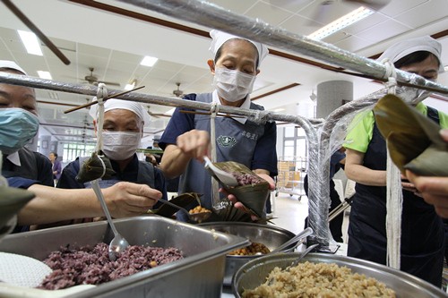 端午將至粽飄香 慈誠懿德祝福評鑑「包中」