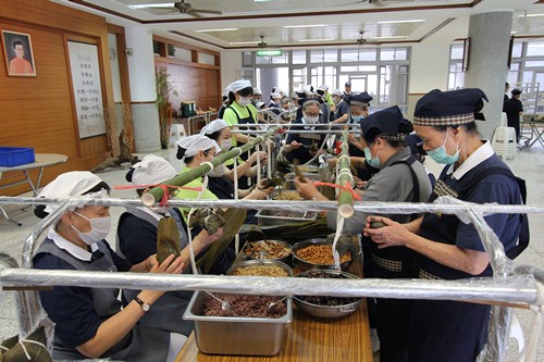 端午將至粽飄香 慈誠懿德祝福評鑑「包中」