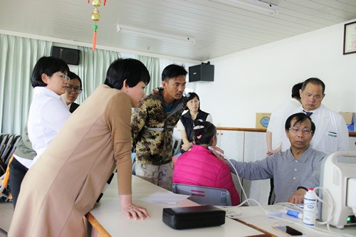 偏鄉醫療愛接力 白袍之志守護健康