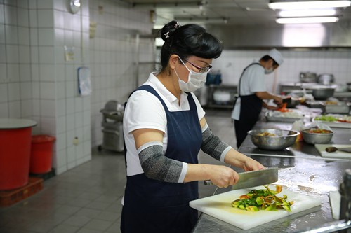 用心做到最好 供膳組溫馨力挺「家庭味」