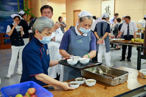 評鑑六度六關　醫愛之路感恩分享
