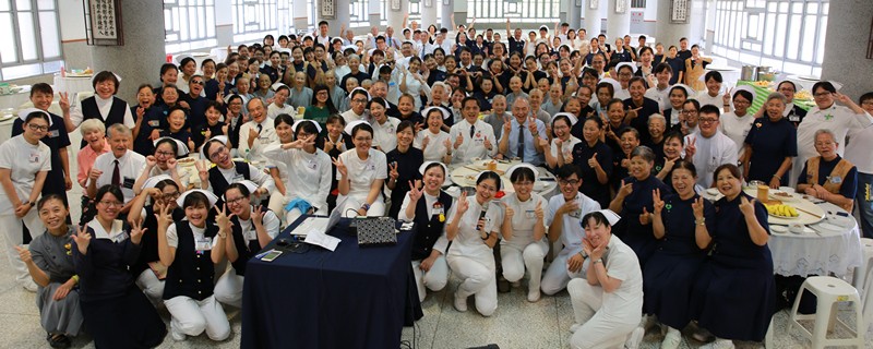 父愛如山　父親節溫馨相聚道感恩