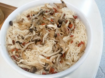 父愛如山　父親節溫馨相聚道感恩