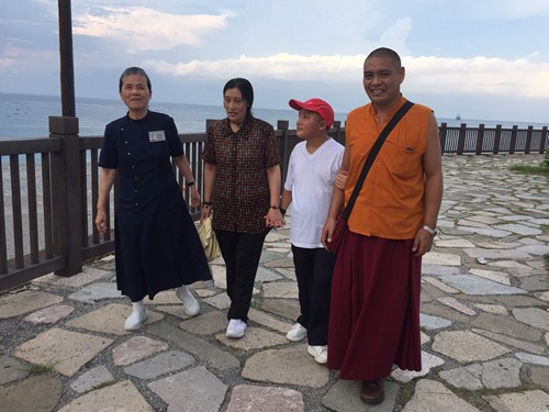 如陽光燦爛的男孩　迎來生命的春暖花開