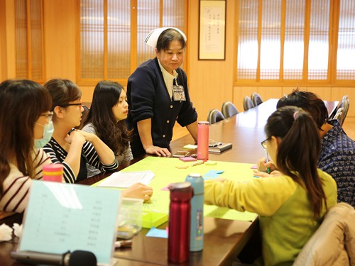 護理行政訓練班 扎根課程培育人才