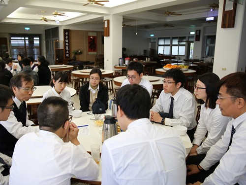 107年度醫醫師合心共識營 品質提升人才培育