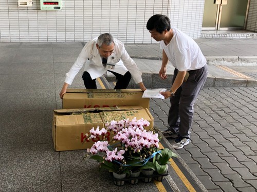 行動浴佛分享愛　滿院馨香道祝福