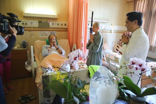 行動浴佛分享愛　滿院馨香道祝福