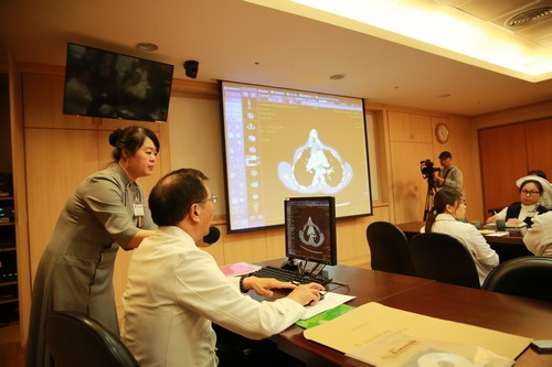 2018/08/30花蓮慈濟醫院日誌——菲律賓不對稱萎縮型連體嬰醫療會議 人醫群策妙手妙法(文/江家瑜)