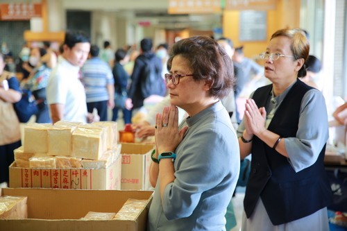 2018/10/08花蓮慈濟醫院日誌——「印」照「尼」我心 花蓮真情膚震殤用行動響應