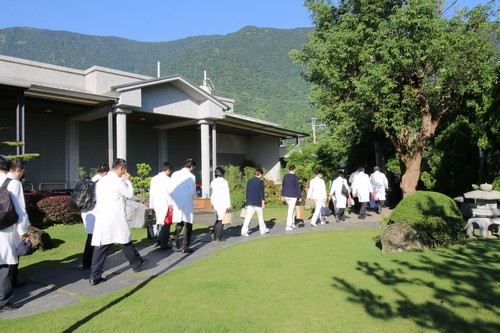 追求卓越跨足國際，主管合心共識營