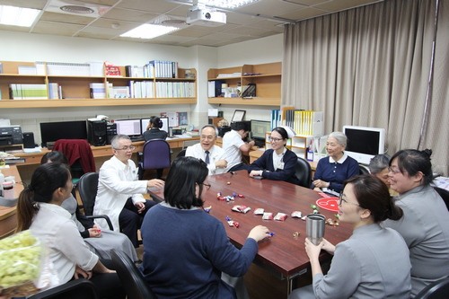 2018/12/26花蓮慈濟醫院日誌——歲末感恩添暖意 歡喜午茶好幸福