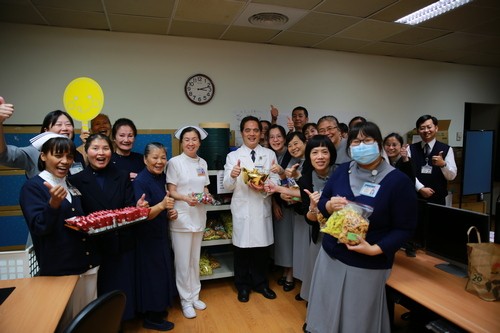 2018/12/26花蓮慈濟醫院日誌——歲末感恩添暖意 歡喜午茶好幸福