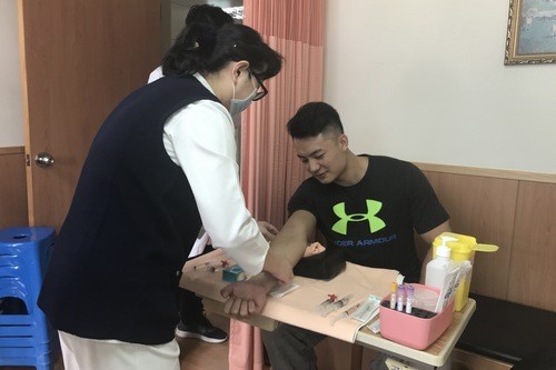 2018/12/30慈濟骨髓幹細胞中心日誌:捐髓母子檔 傳愛成家風