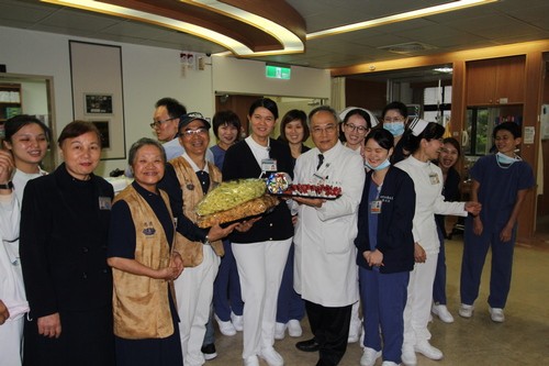 2018/12/26花蓮慈濟醫院日誌——歲末感恩添暖意 歡喜午茶好幸福