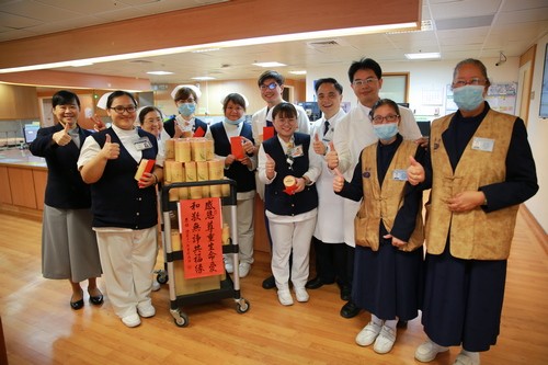 2019/02/04花蓮慈濟醫院日誌——春節年俗循例做 用心處處有深意